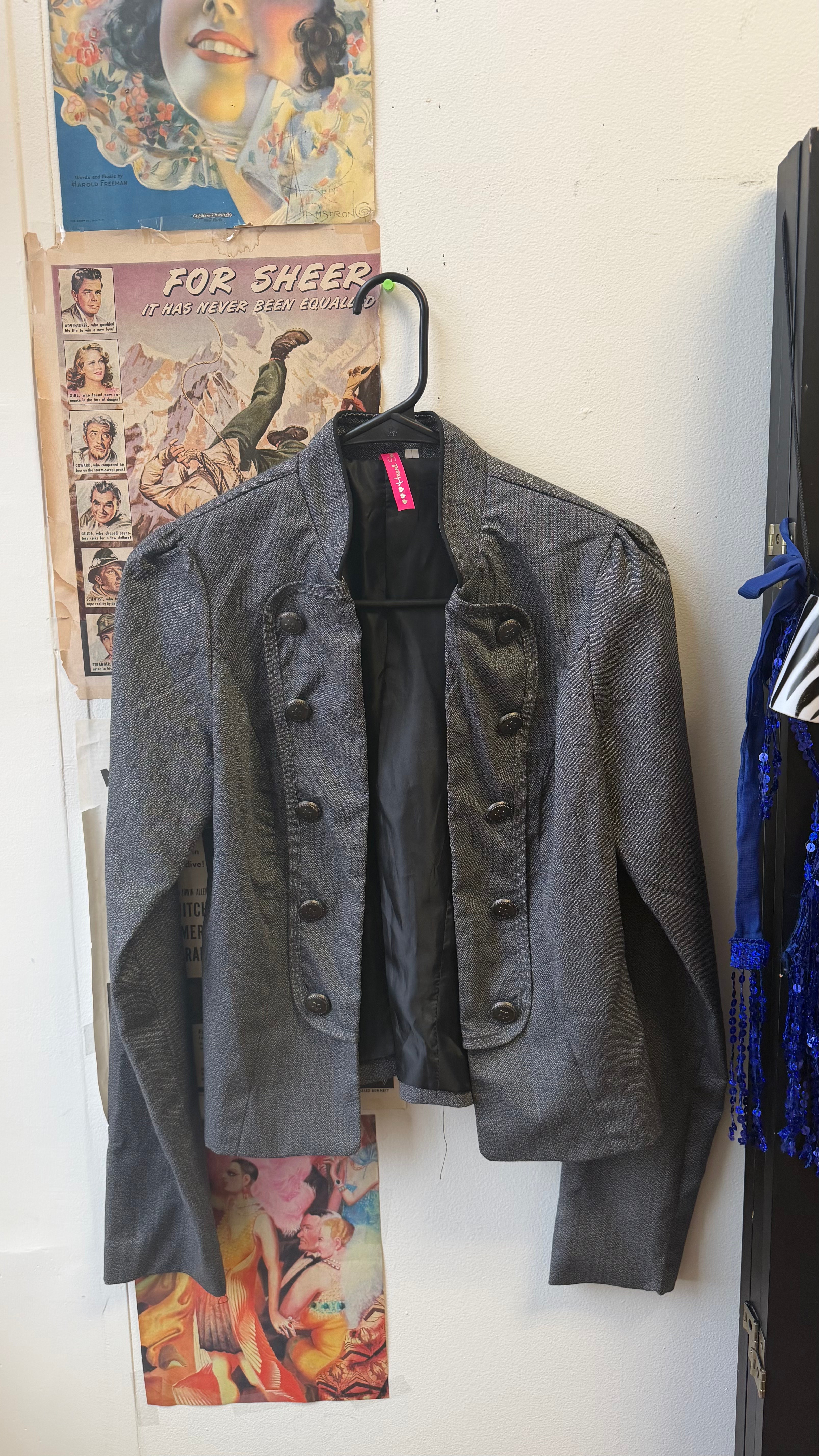 blazer military style