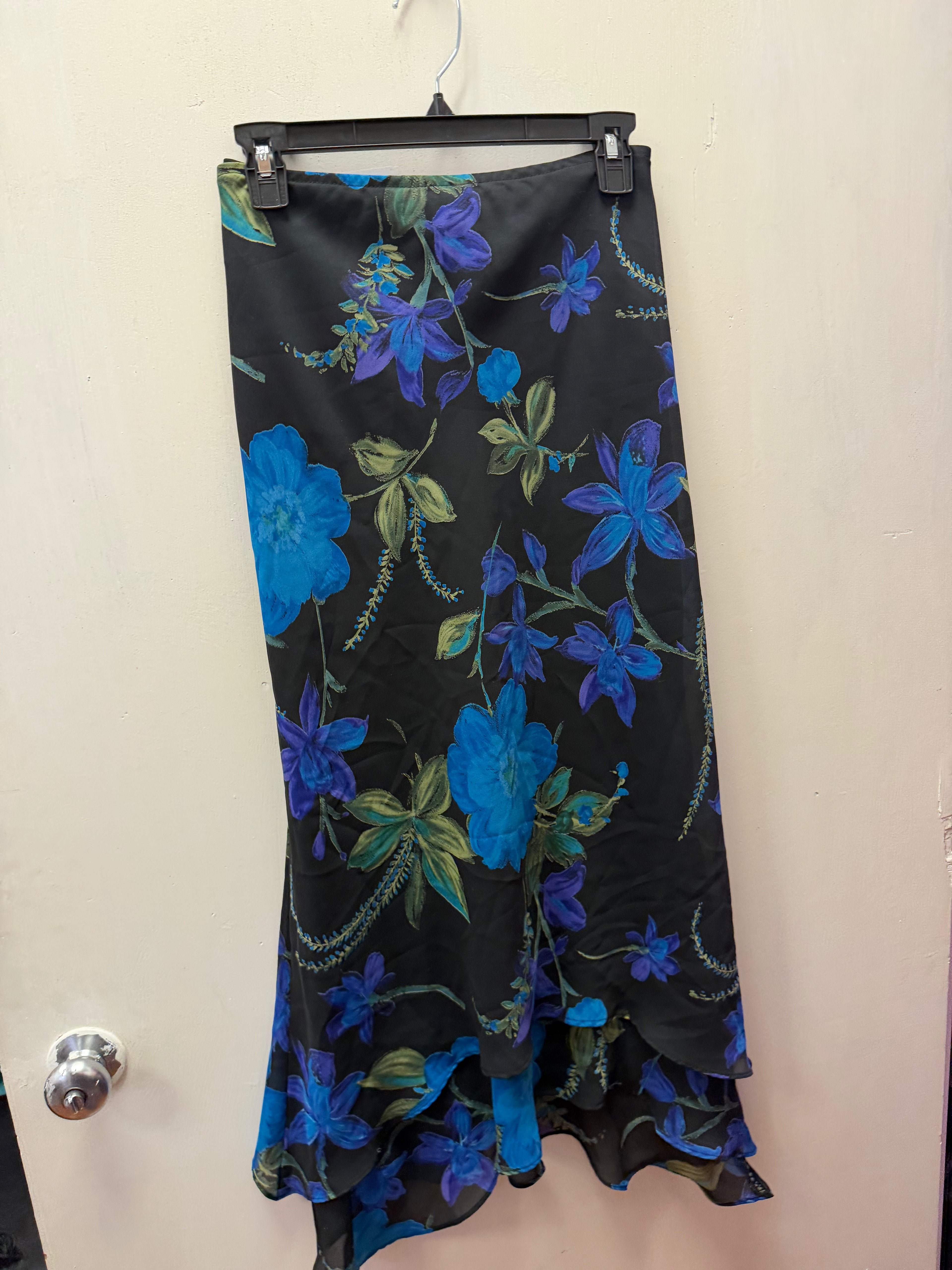 floral skirt
